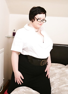 sex Bilder riesige Brüsten British Hausfrau, big tits , bbw 